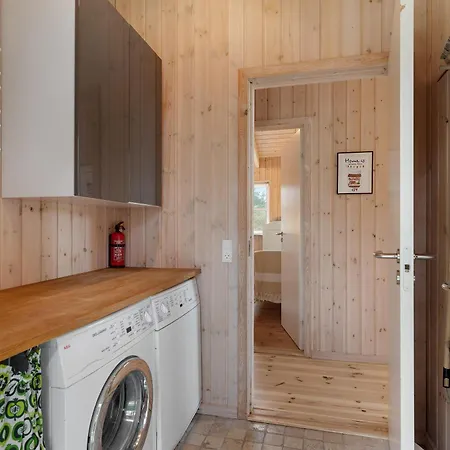 Charming Holiday Home In Scenic Mols With Countryside Views And Close To The Water Knebel