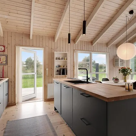 Charming Holiday Home In Scenic Mols With Countryside Views And Close To The Water Feriehus *